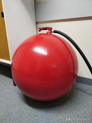 44張照片看世界 越南越戰女兵、日本學生裝模特與消防設備