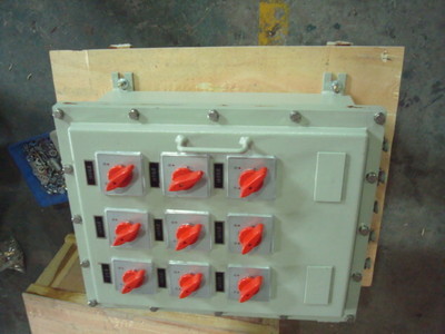 【特價銷售照明配電箱、配電柜、無功補償柜】價格,廠家,圖片,無功補償裝置,瑞安市恒安電氣-